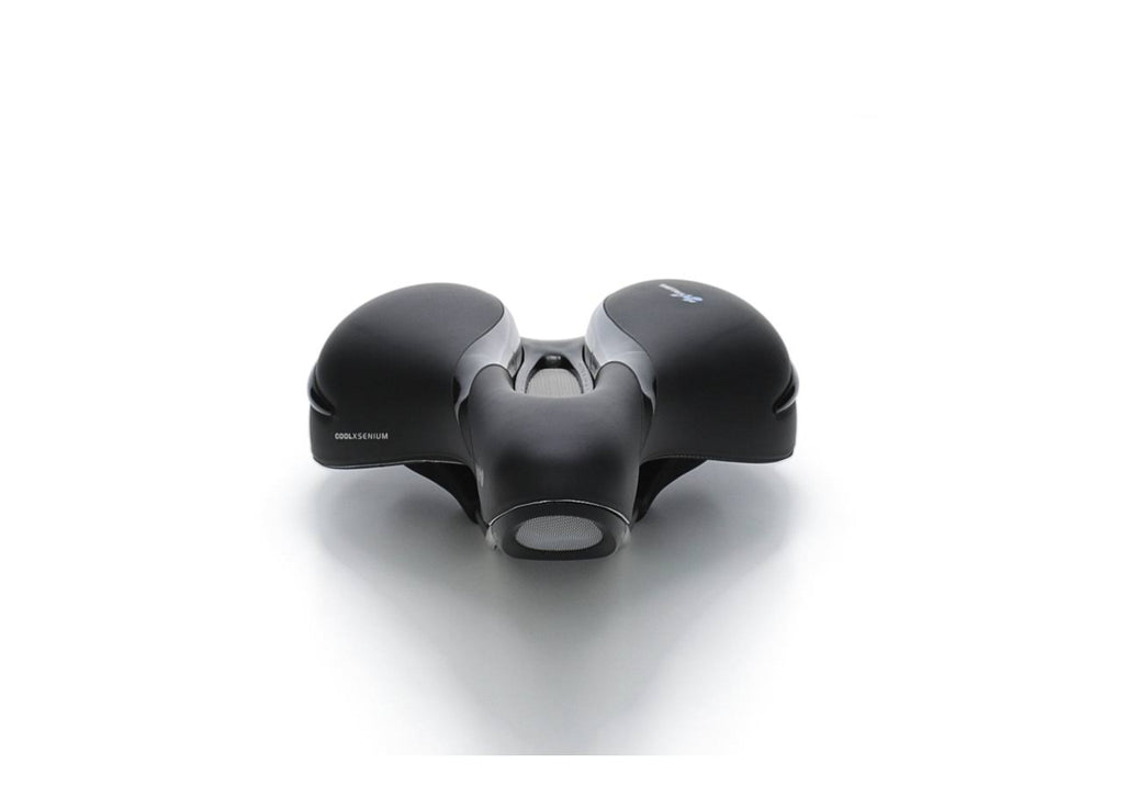 Moderate Black Saddle S749